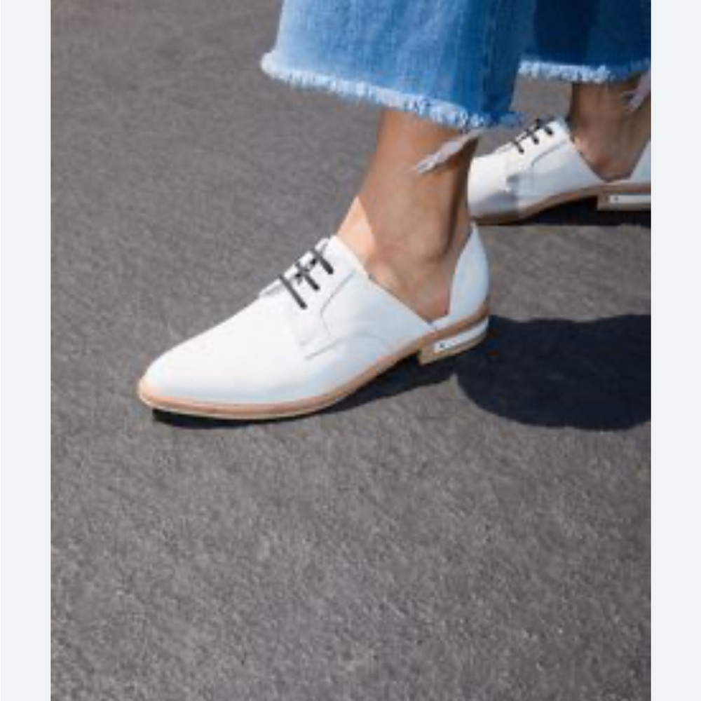 Freda Salvador White D’Orsay Loafers - 10